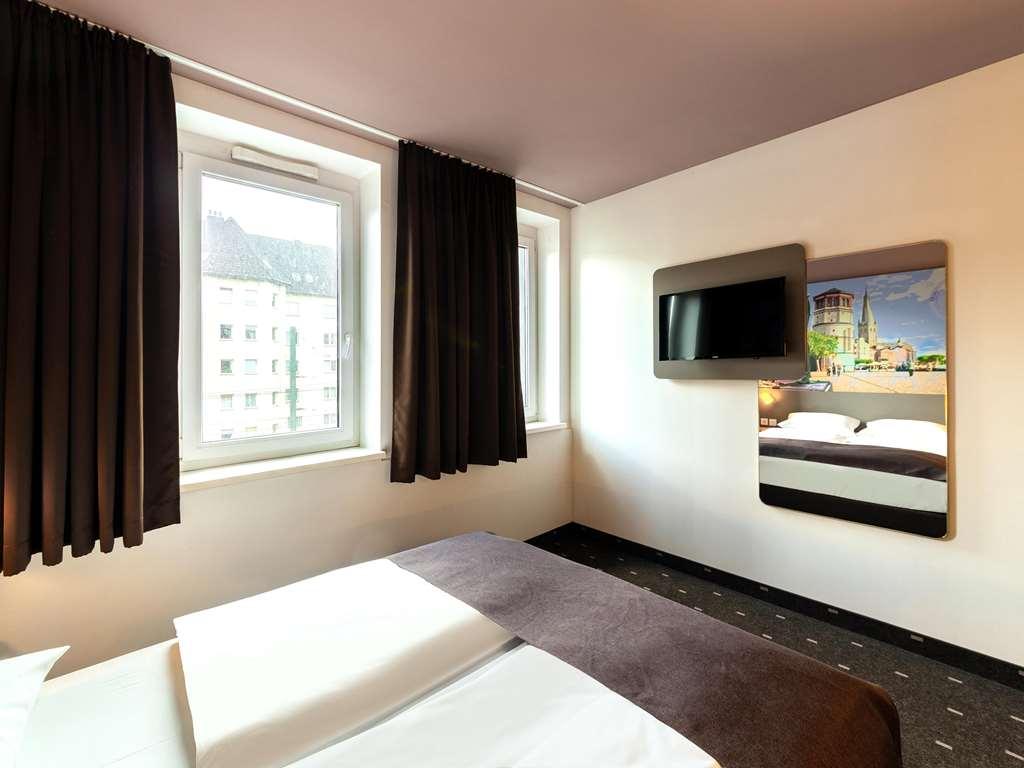 B&B Hotel Duesseldorf-Mitte Quarto foto